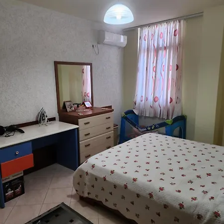 Family In Kavaje Golem (Tirana)