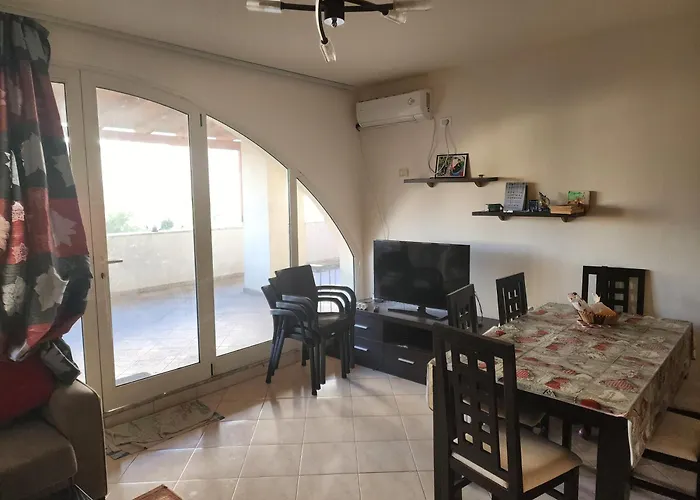 Family In Kavaje Tatil Evi